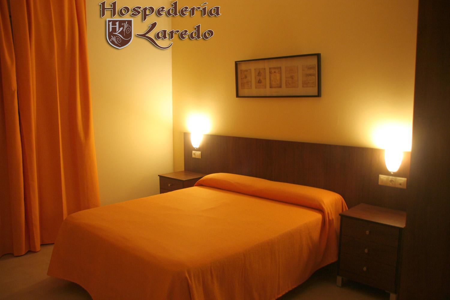 Hotel Hospederia Laredo La Carlota Zewnętrze zdjęcie
